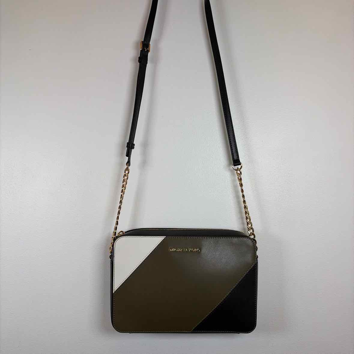 Pre-Owned MICHAEL by Michael Kors Olive Leather Handbag