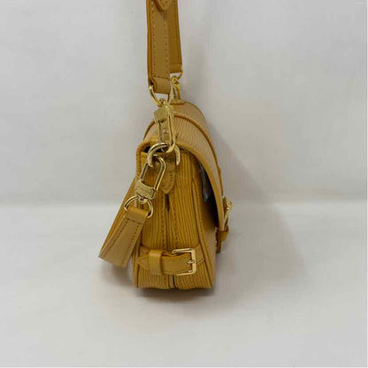 Pre-Owned Louis Vuitton Tan Leather Designer Handbag