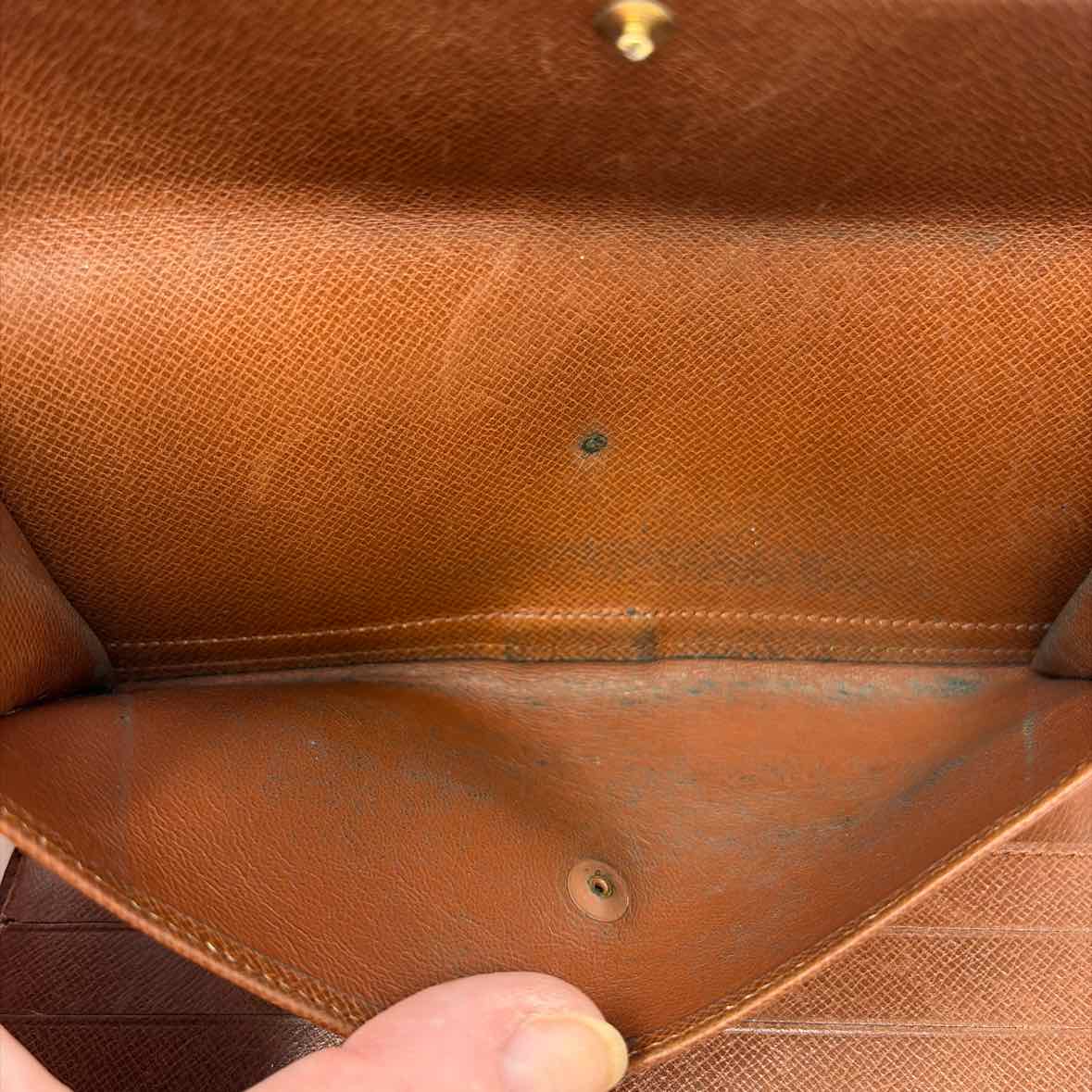 Pre-Owned Louis Vuitton Brown Leather Designer Wallet