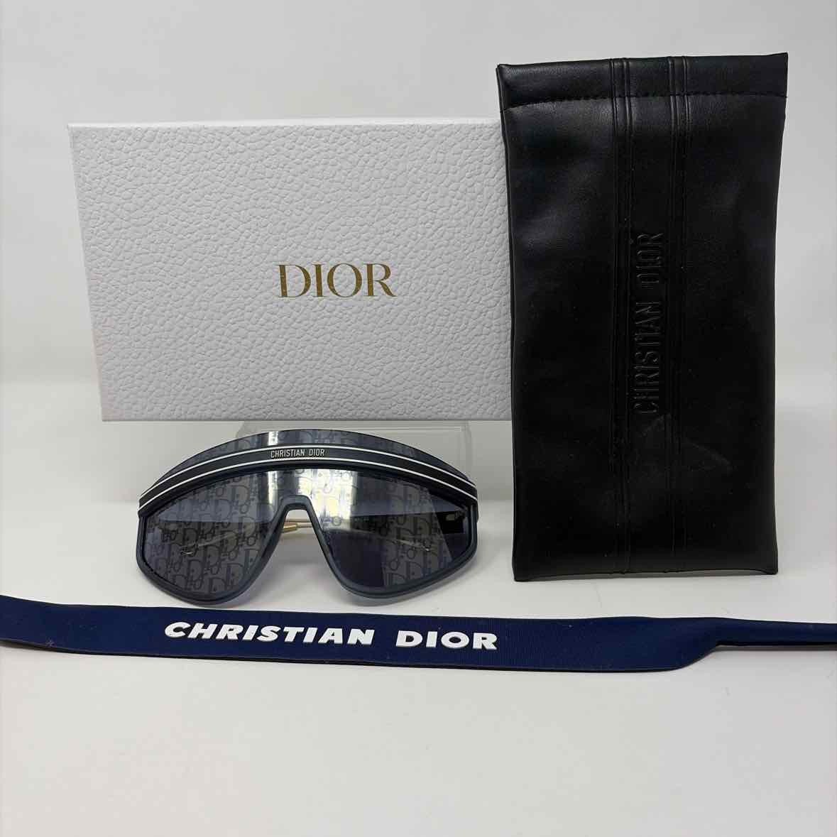 Pre-Owned Dior Blue Plastic Designer Sunglasses