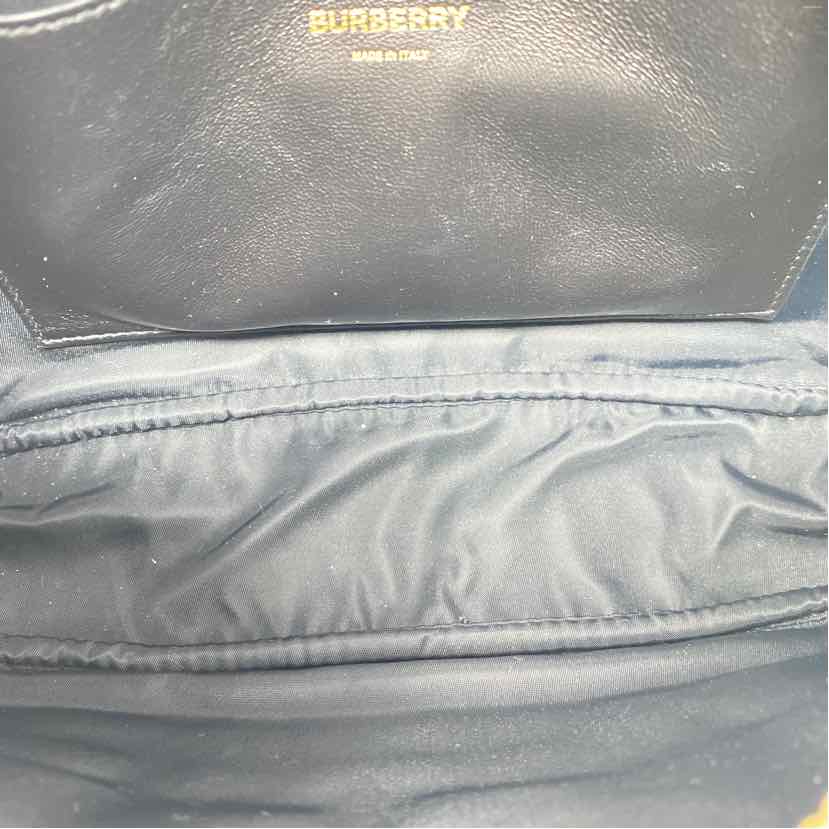 Pre-Owned Burberry Black Leather Designer Handbag
