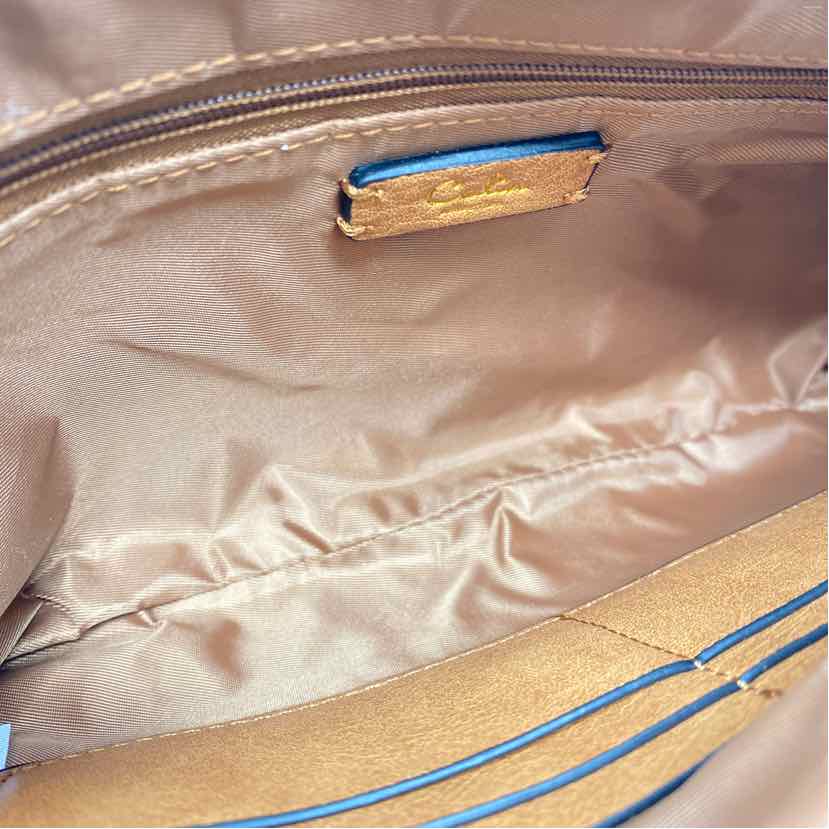 Pre-Owned Calin Collection Cognac faux leather Wristlet