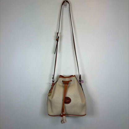Pre-Owned Dooney & Bourke Cream Leather Handbag