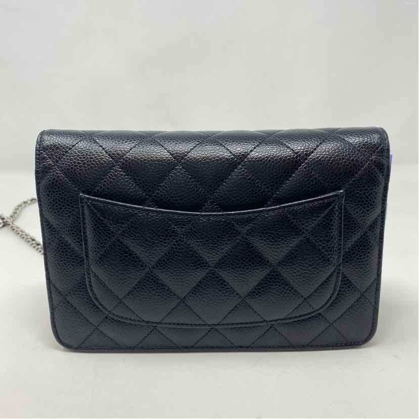 Pre-Owned Chanel Black Leather Designer Handbag