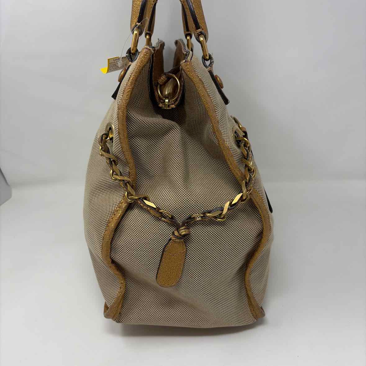 Pre-Owned Chloe Beige Canvas Designer Handbag