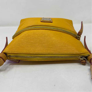 Pre-Owned Dooney & Bourke Yellow Leather Handbag