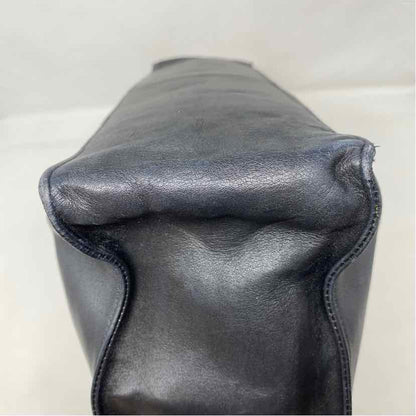 Pre-Owned Chanel Black Leather Designer Handbag