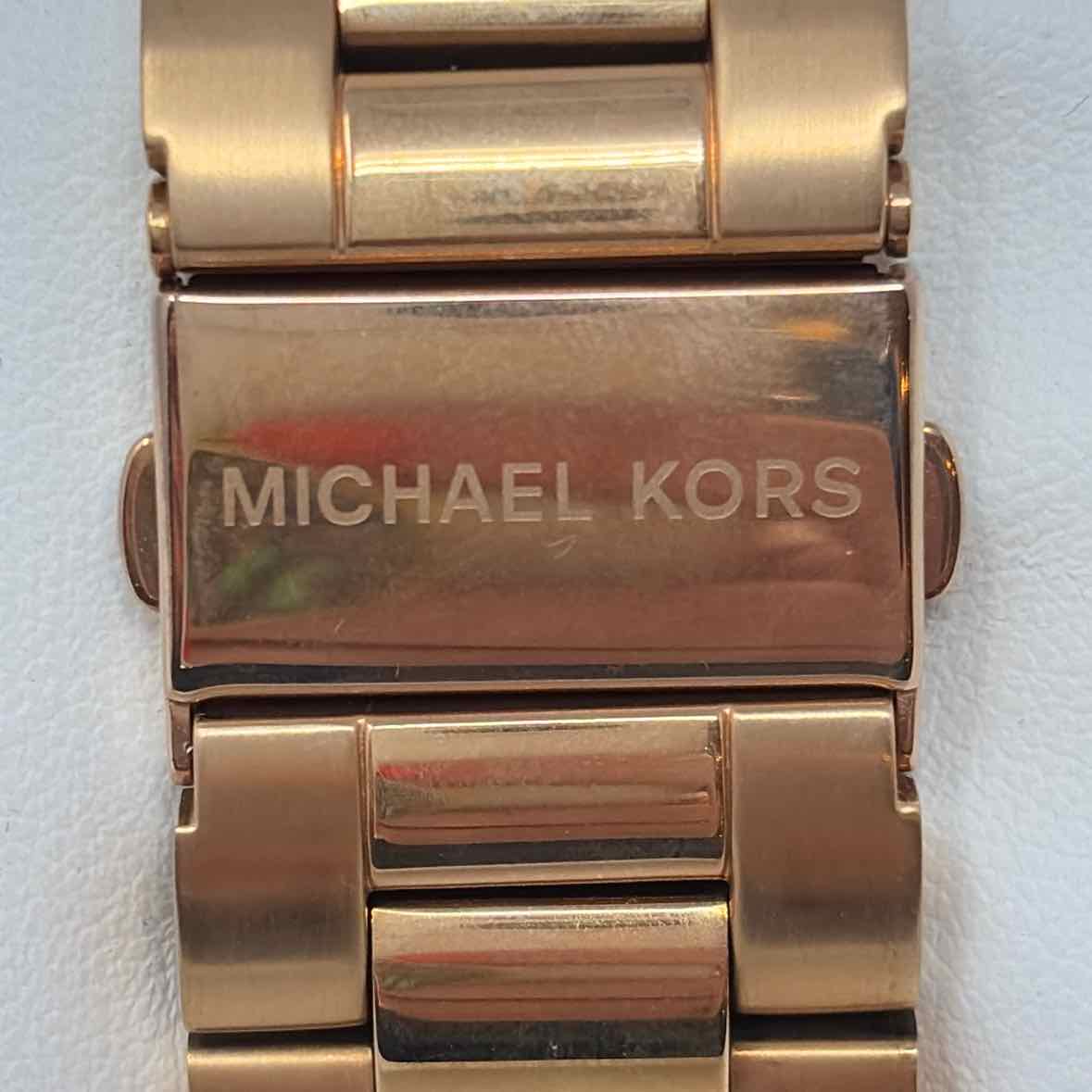 Pre-Owned Michael Kors Rose Gold Watch