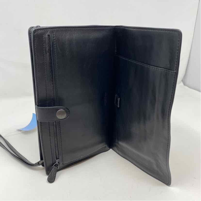 Pre-Owned Bottega Veneta Black Leather Designer Wallet