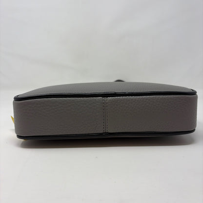 Pre-Owned Michael Kors Grey Leather Handbag