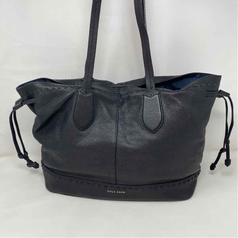 Pre-Owned Cole Haan Black Leather Handbag