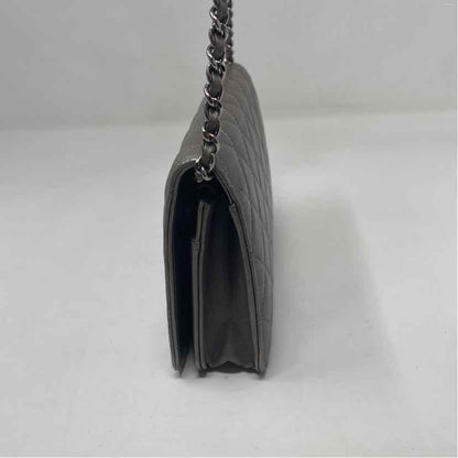 Pre-Owned Chanel Gunmetal Leather Designer Handbag