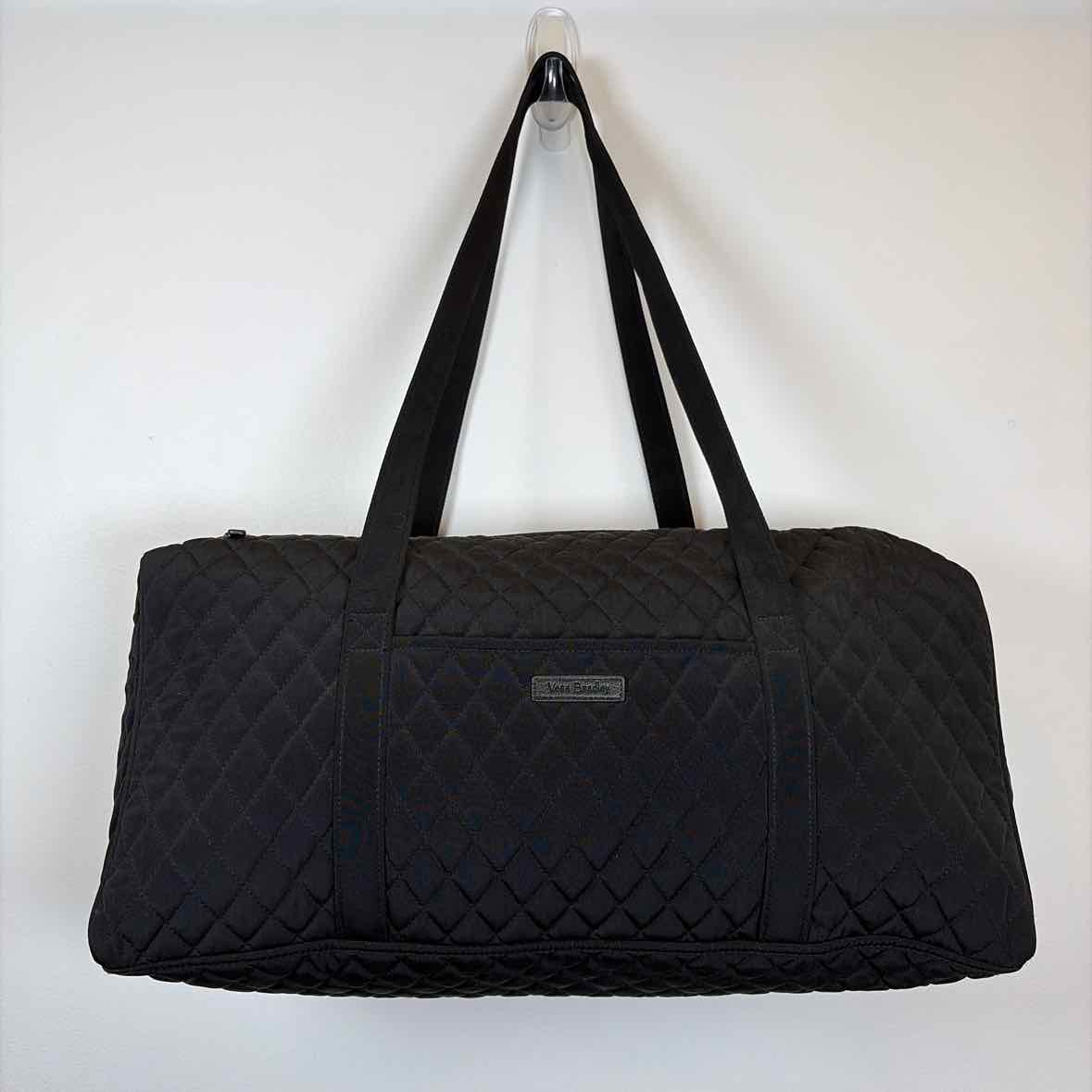 Pre-Owned Vera Bradley Black Fabric Handbag