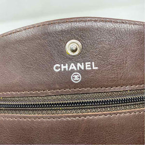 Pre-Owned Chanel Brown Leather Designer Handbag