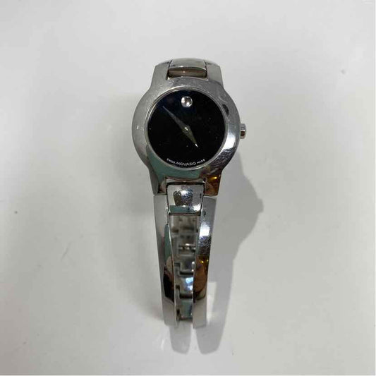 Pre-Owned Movado Silver Stainless Steel Watch