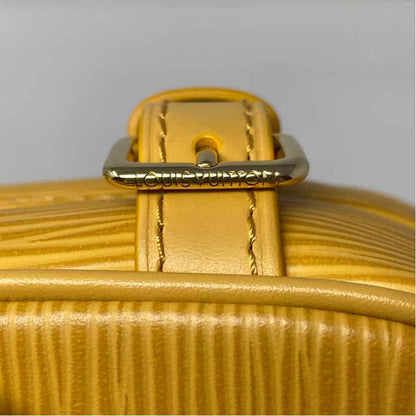 Pre-Owned Louis Vuitton Tan Leather Designer Handbag
