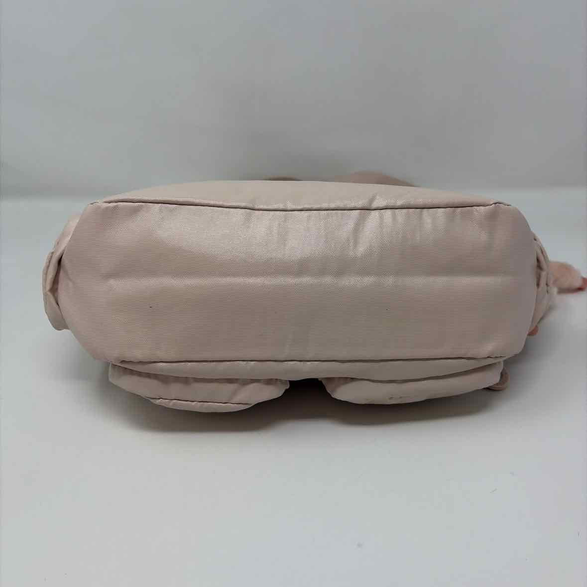 Pre-Owned Kipling Light Pink Nylon Handbag