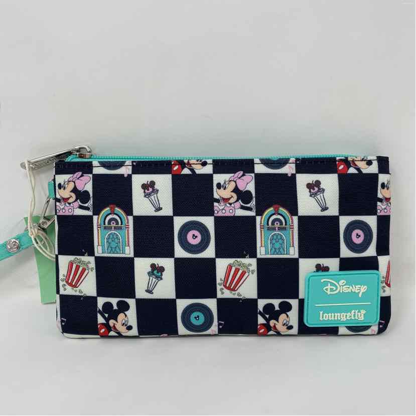 Pre-Owned Disney + Loungefly Check Nylon Wristlet