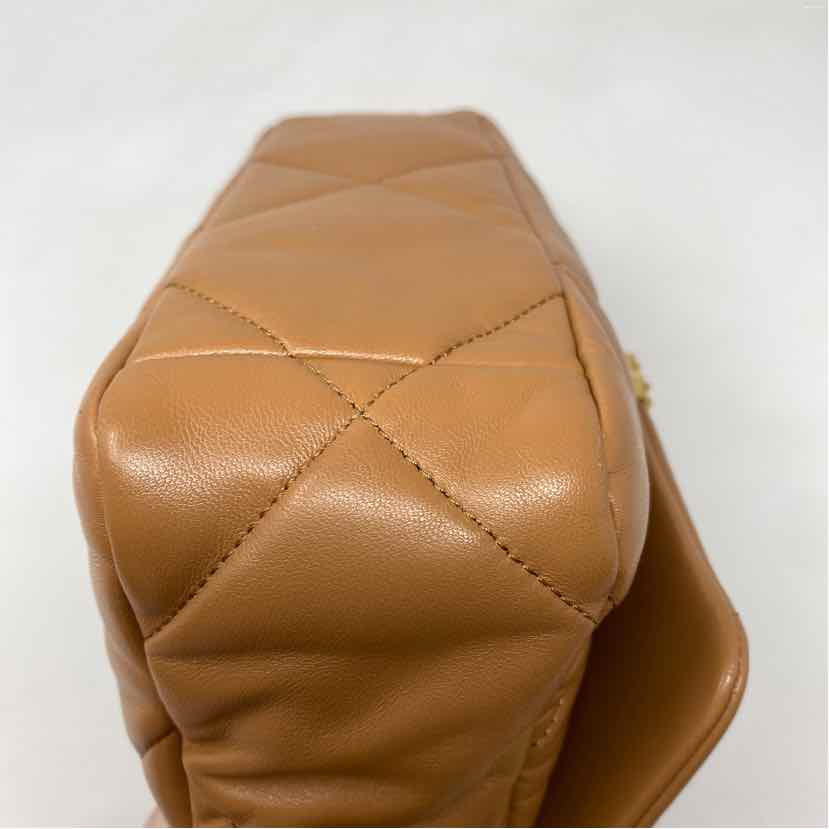 Pre-Owned Chanel Cognac Leather Designer Handbag