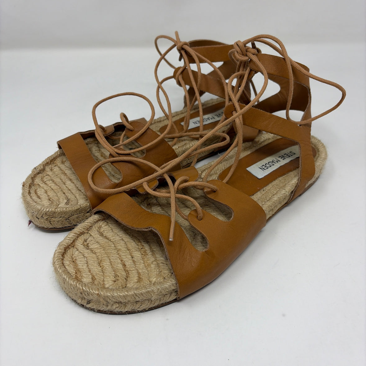 Pre-Owned Shoe Size 9 Steve Madden Tan Sandals