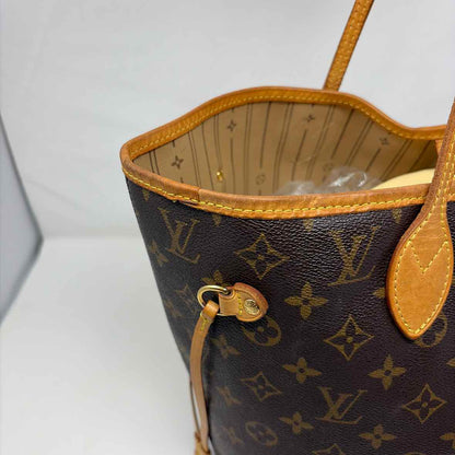 Pre-Owned Louis Vuitton Brown Coated Canvas Designer Handbag