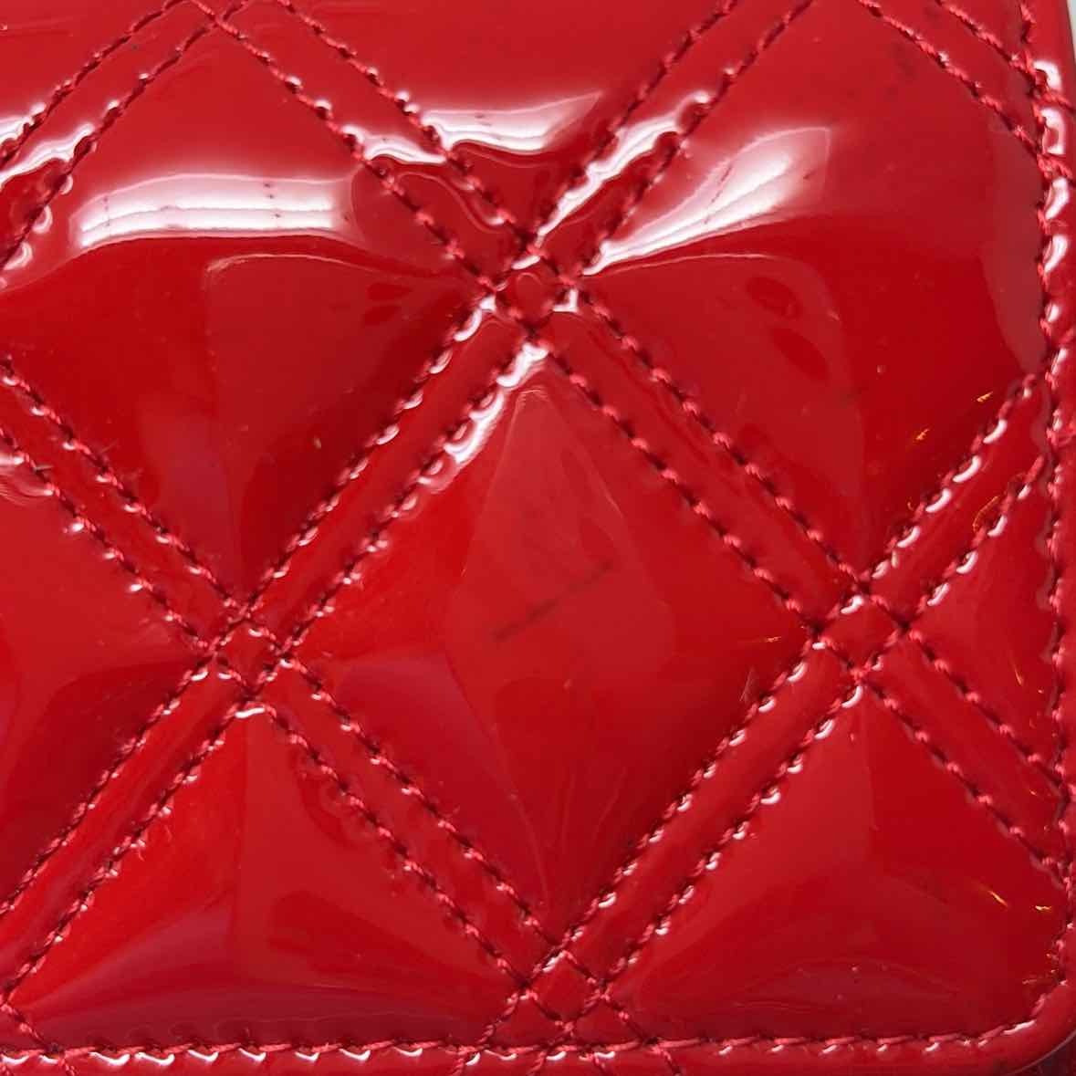 Pre-Owned Chanel Red Patent Designer Wallet