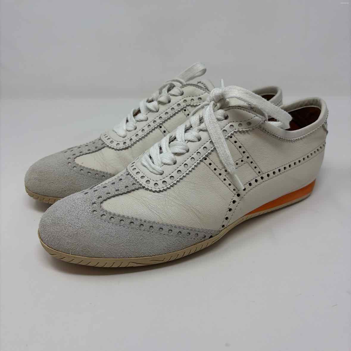 Pre-Owned Hermes White Leather Shoe Size 9.5 Designer Shoes