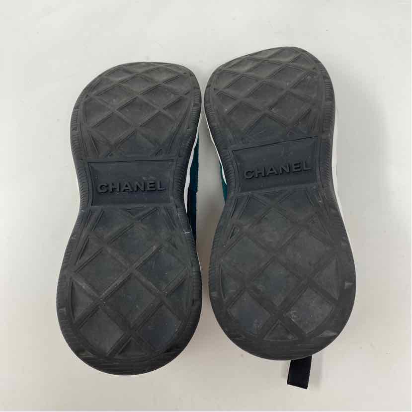 Pre-Owned Chanel Olive Suede Shoe Size 10.5 Designer Shoes