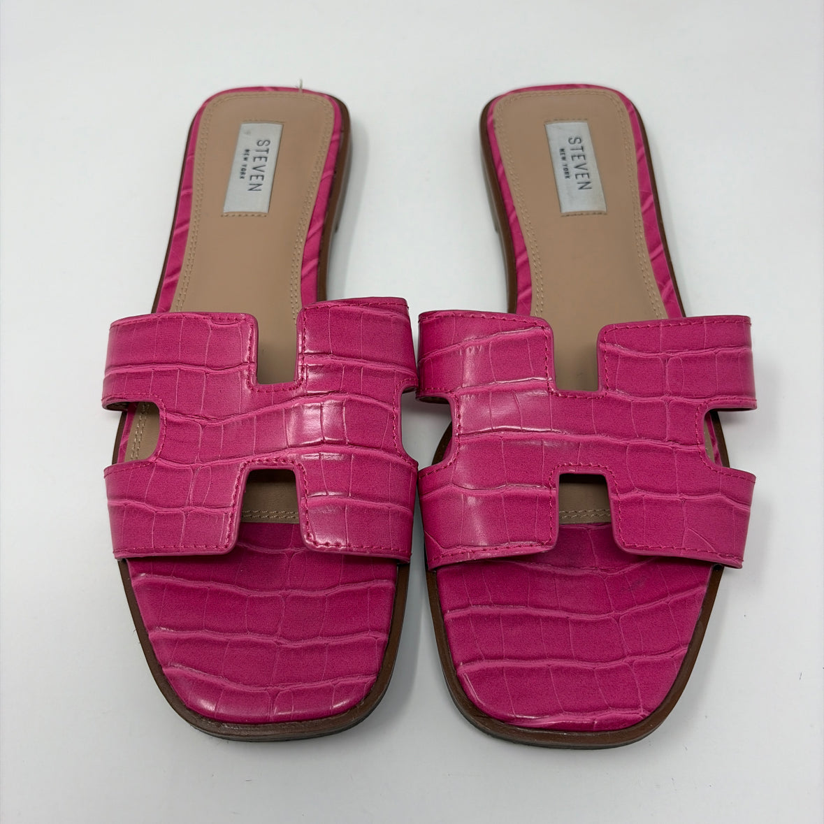 Pre-Owned Shoe Size 8.5 STEVEN Pink Sandals
