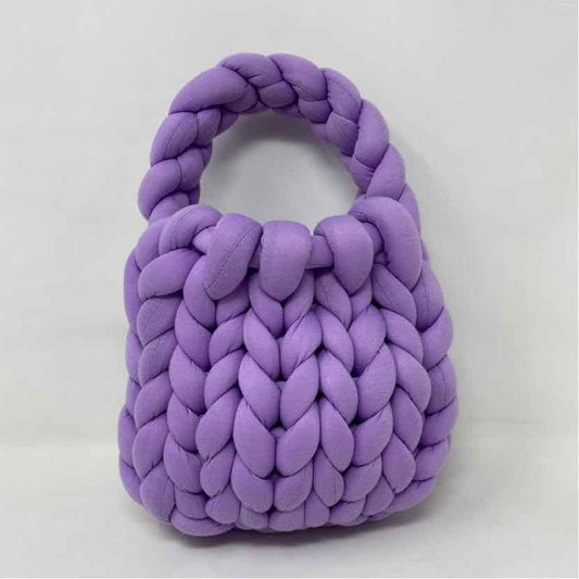 Pre-Owned Boutique Lavender Fabric Handbag