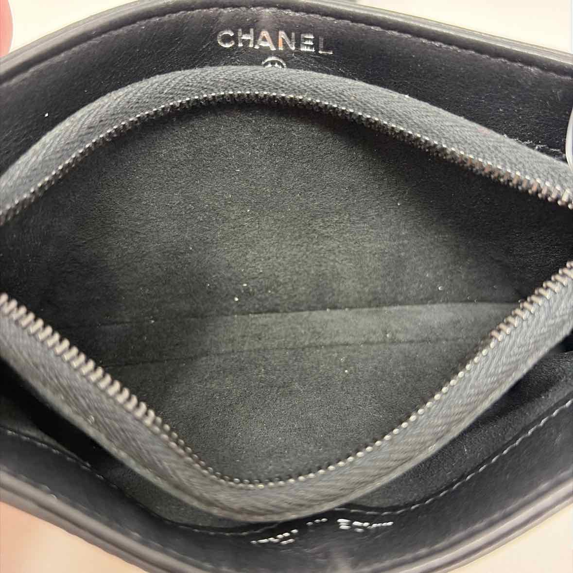 Pre-Owned Chanel Black Leather Designer Wallet