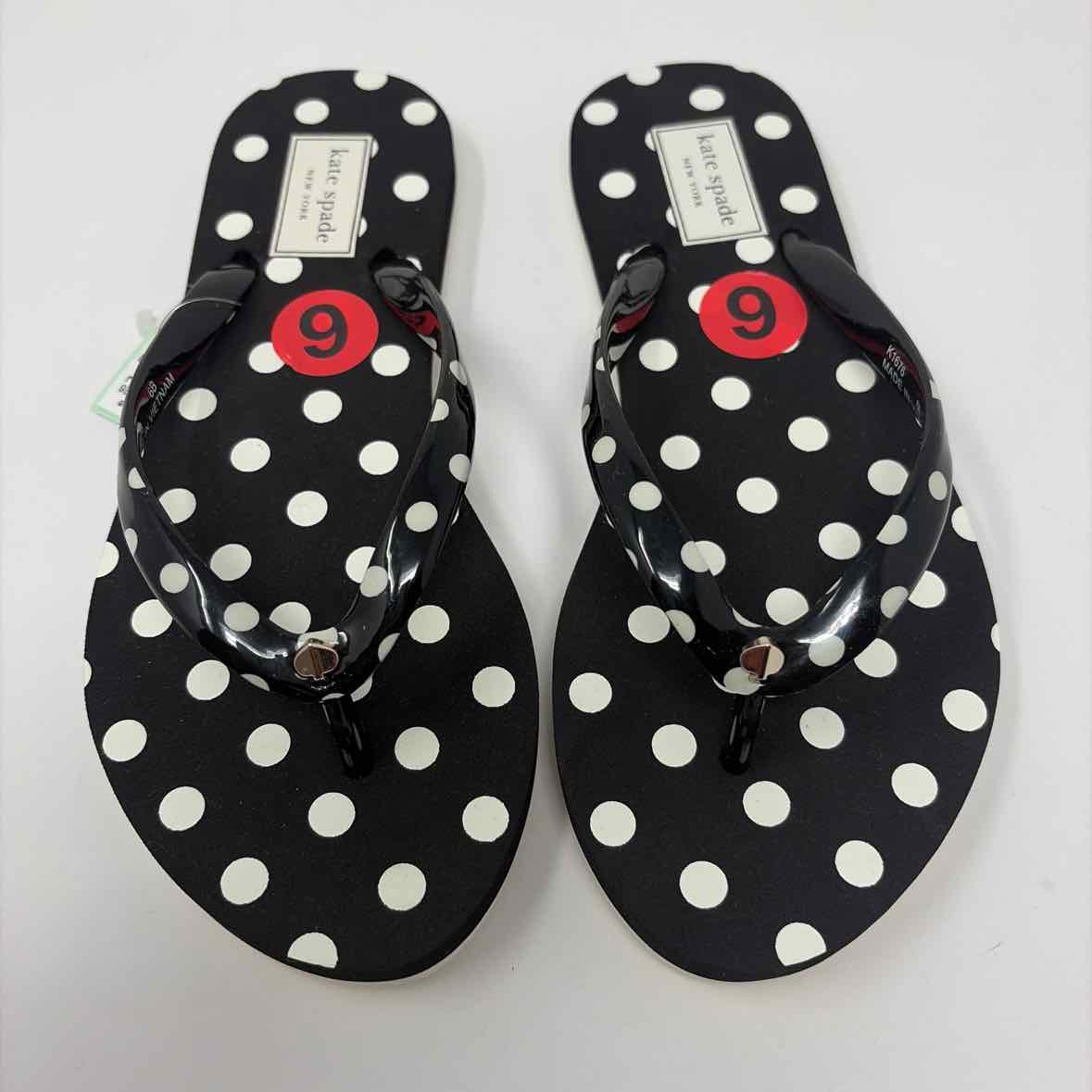 Pre-Owned Shoe Size 6 Kate Spade Black/White Flip Flops