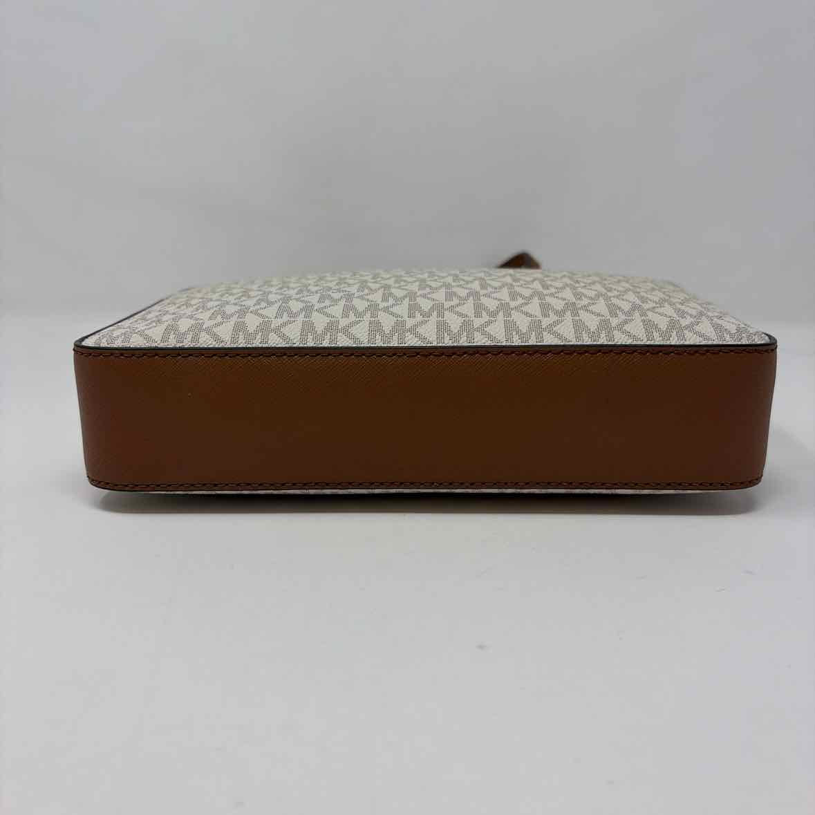 Pre-Owned Michael Kors Tan Coated Canvas Handbag