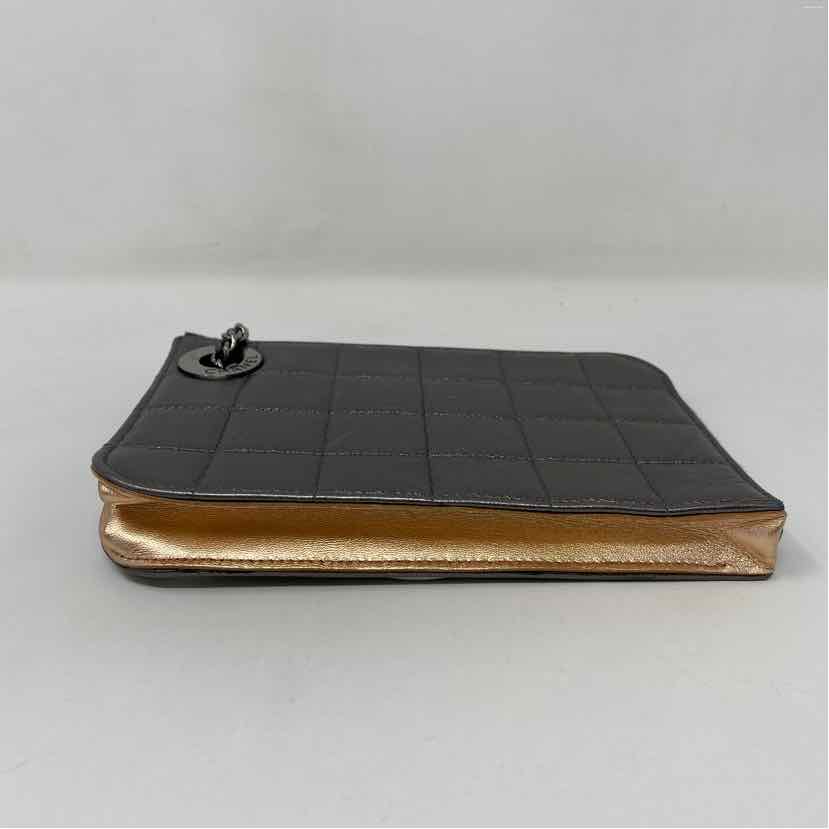 Pre-Owned Chanel Gunmetal Leather Designer Handbag