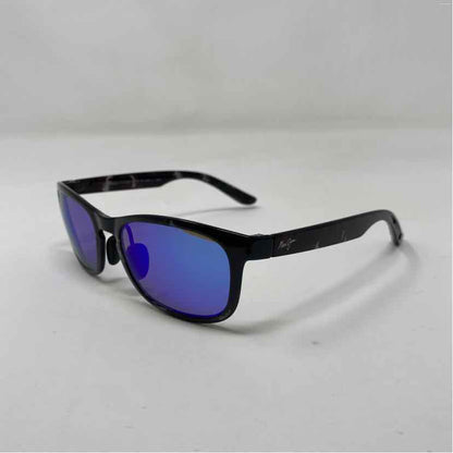 Pre-Owned Maui Jim Black Plastic Sunglasses