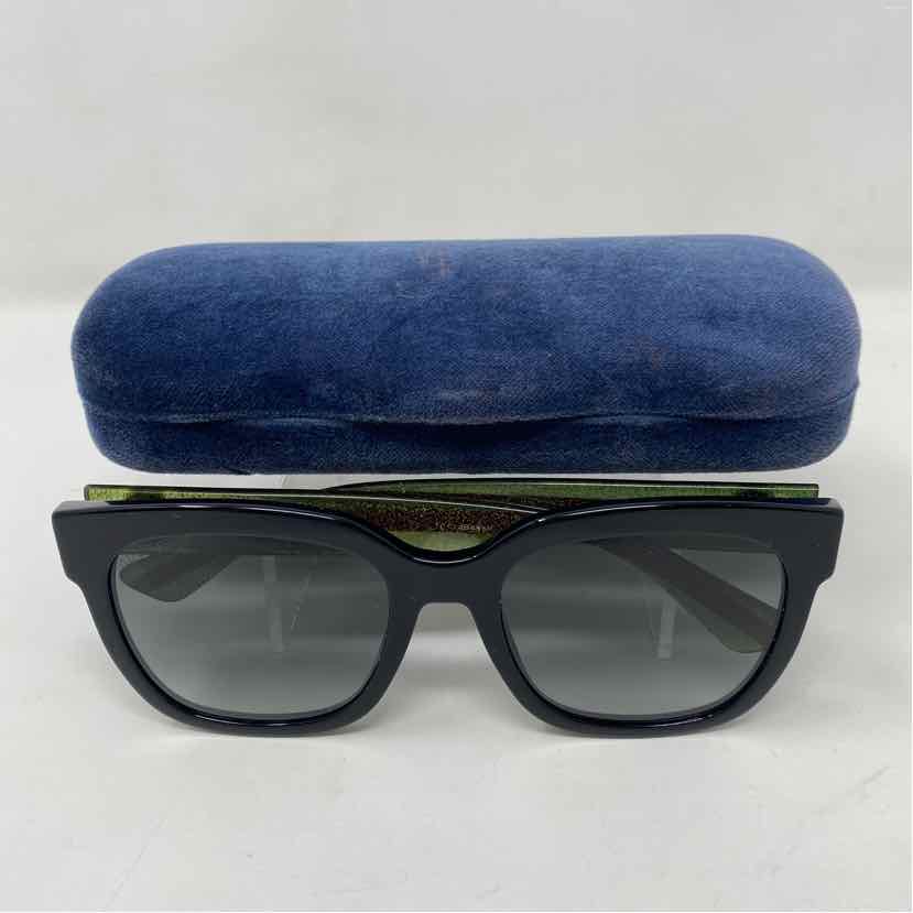 Pre-Owned Gucci Black Plastic Designer Sunglasses