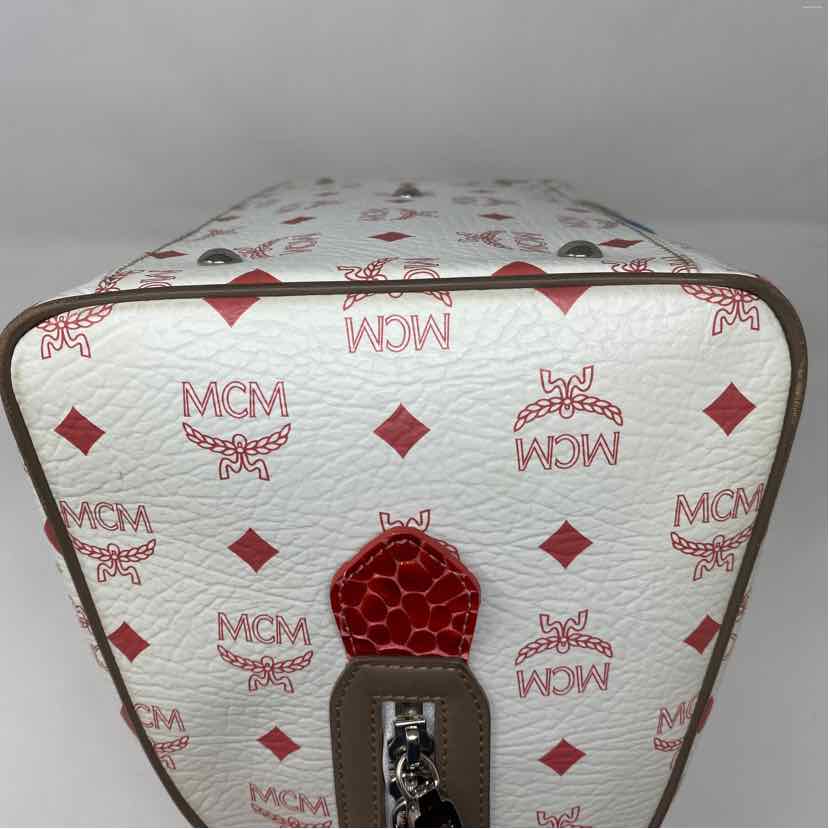 Pre-Owned MCM White Multi Leather Designer Handbag