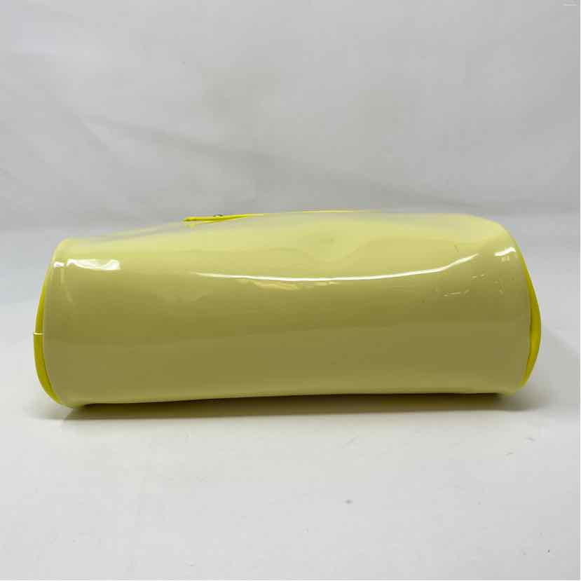 Pre-Owned Adidas Yellow Vinyl Handbag