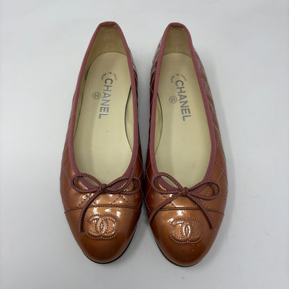 Pre-Owned Chanel Orange Leather Shoe Size 7.5 Designer Shoes