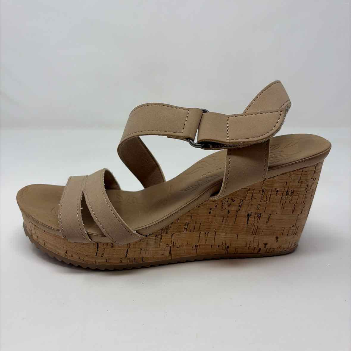 Pre-Owned Shoe Size 6.5 Laundry Tan Wedge