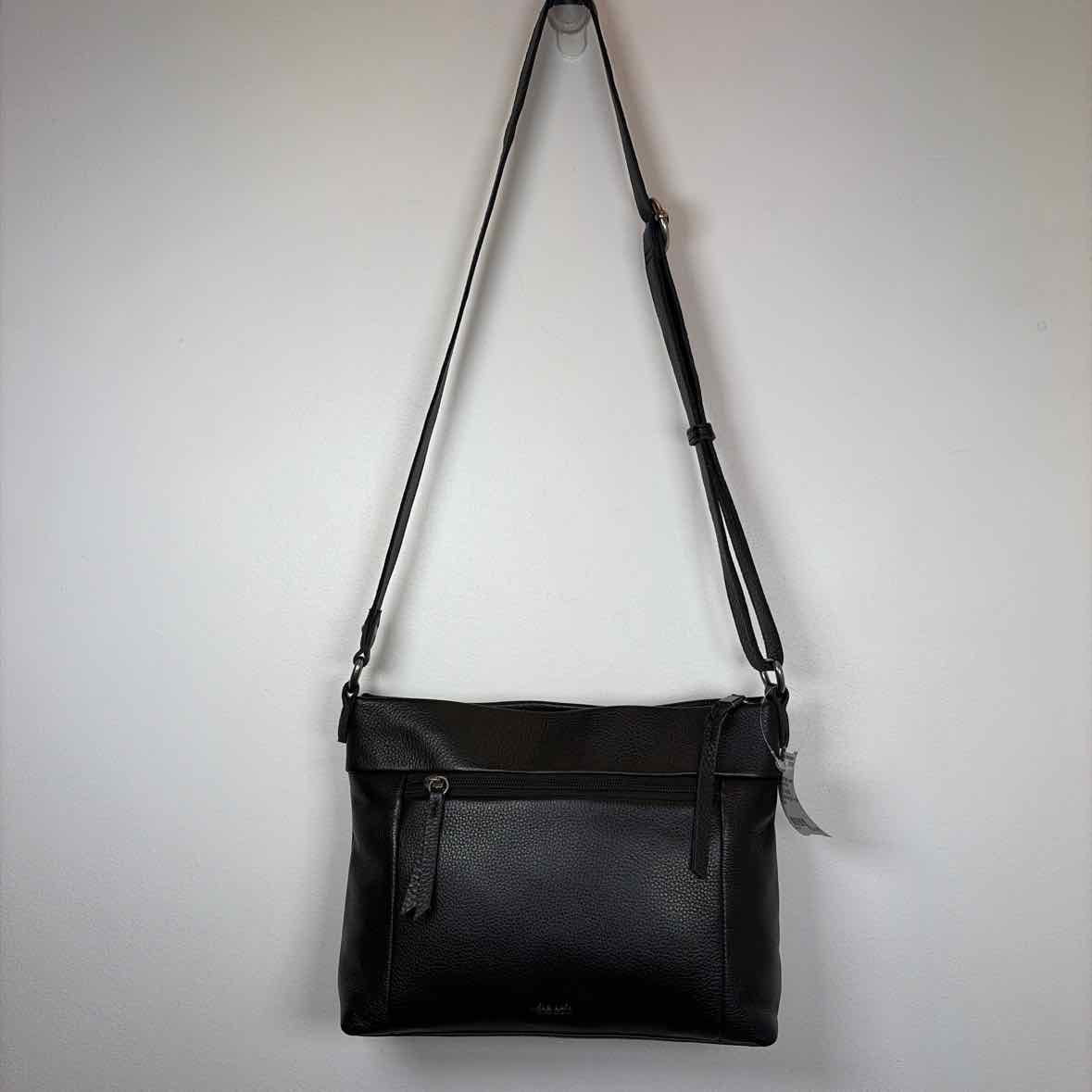 Pre-Owned The Sak Black Leather Handbag