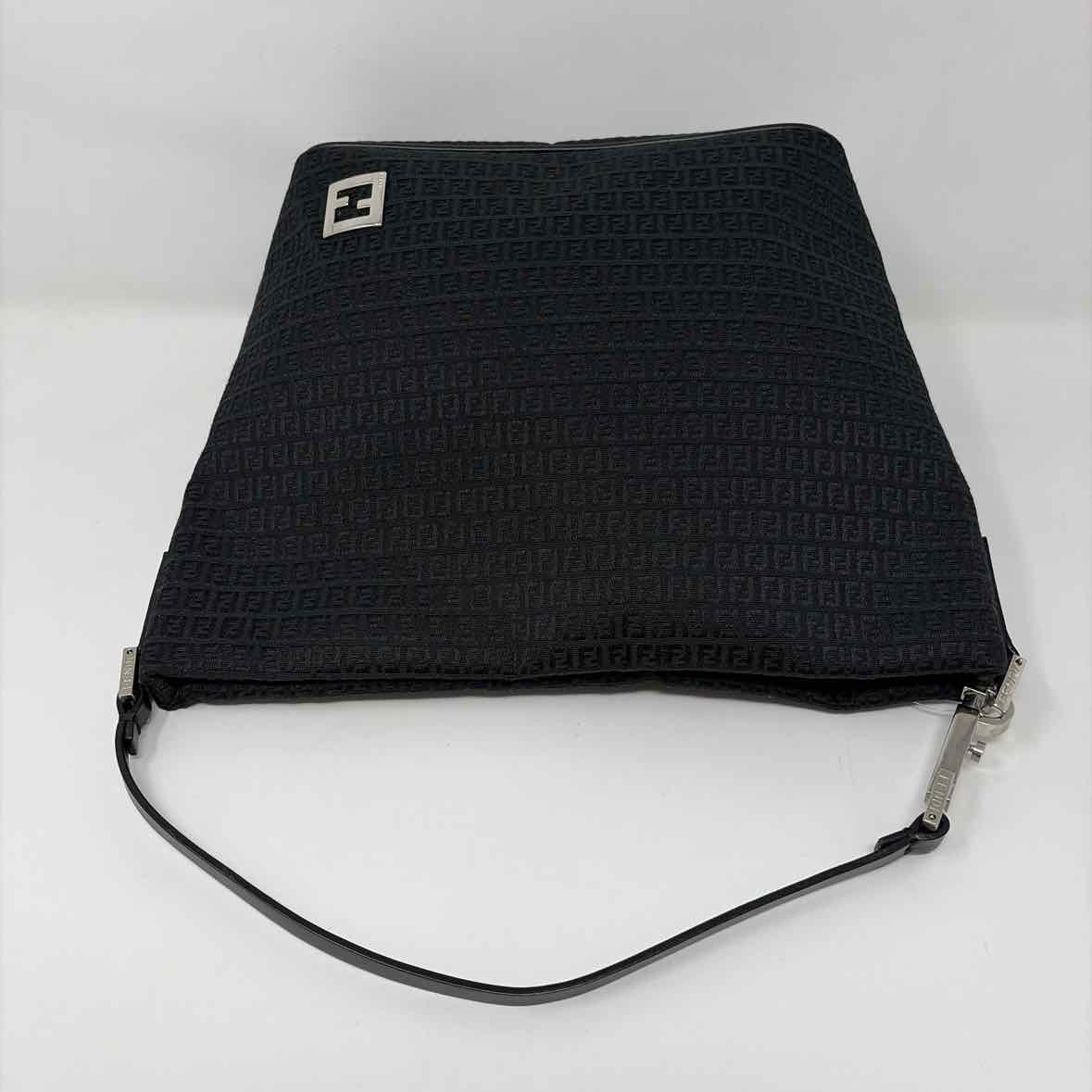 Pre-Owned Fendi Black Fabric Designer Handbag