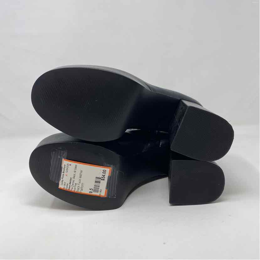 Pre-Owned Shoe Size 9.5 Steve Madden Black Booties