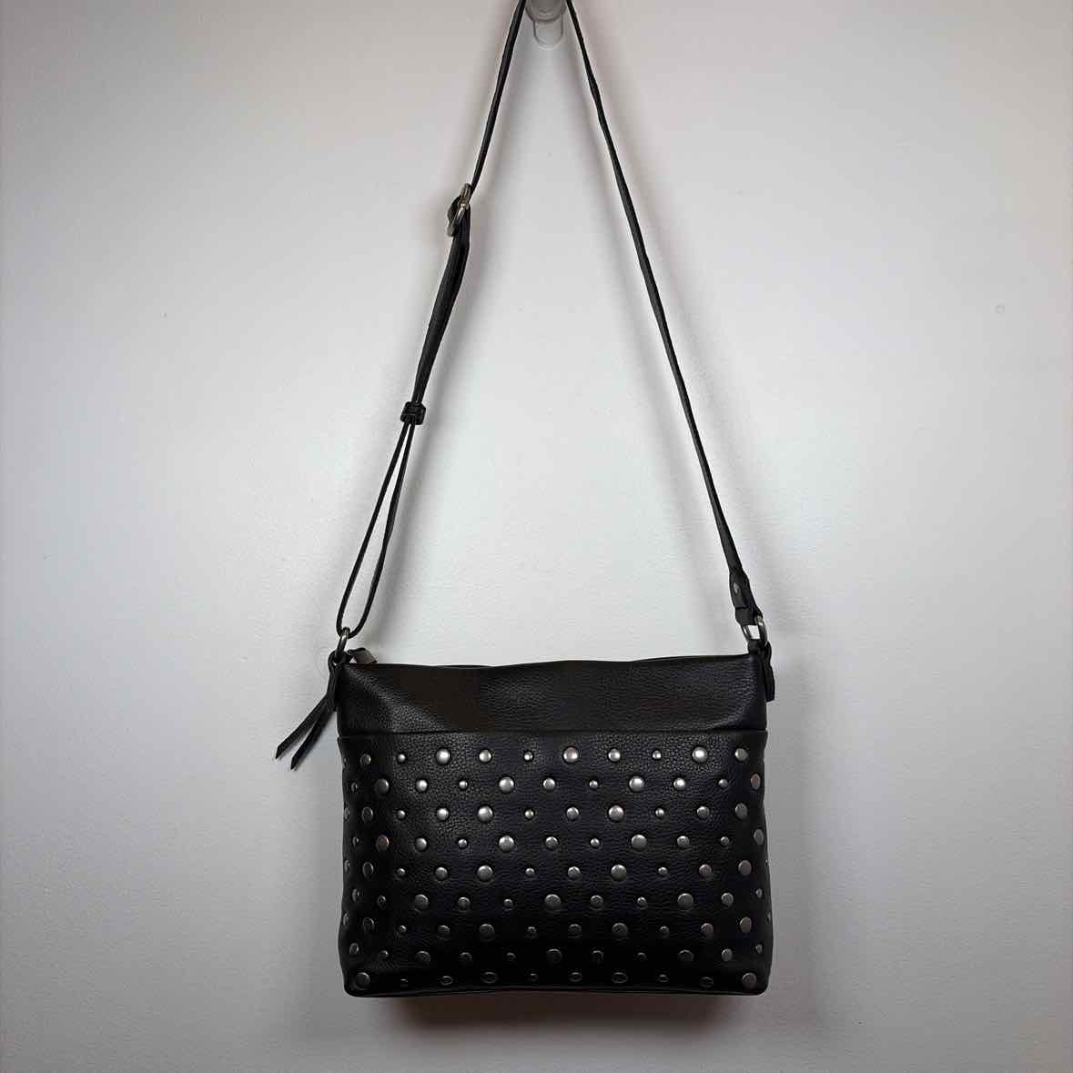 Pre-Owned The Sak Black Leather Handbag