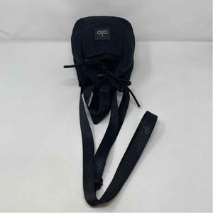 Pre-Owned Alo Yoga Black Nylon Handbag