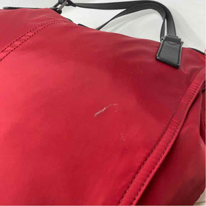 Pre-Owned Burberry Red Nylon Designer Handbag