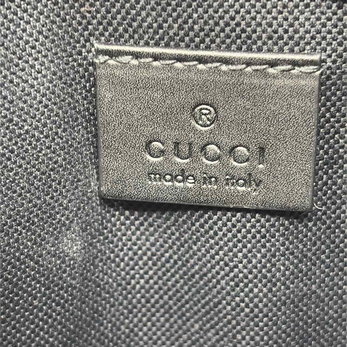 Pre-Owned Gucci Black Canvas Designer Handbag