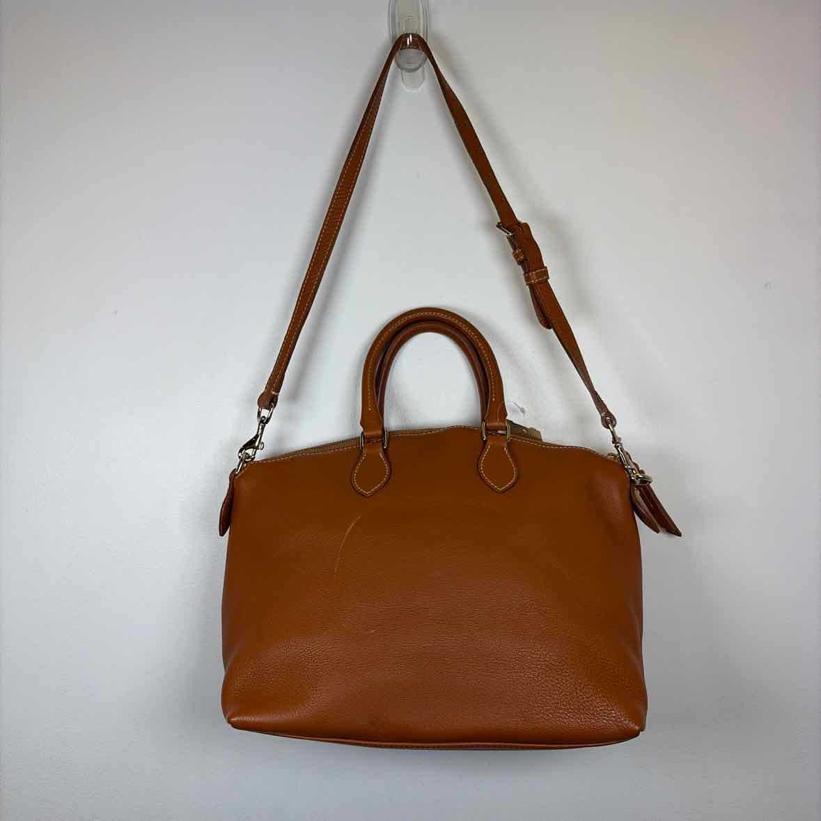 Pre-Owned Dooney & Bourke Cognac Leather Handbag