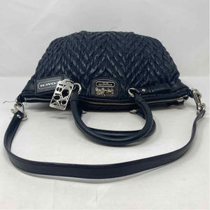 Pre-Owned Coach Black Nylon Handbag