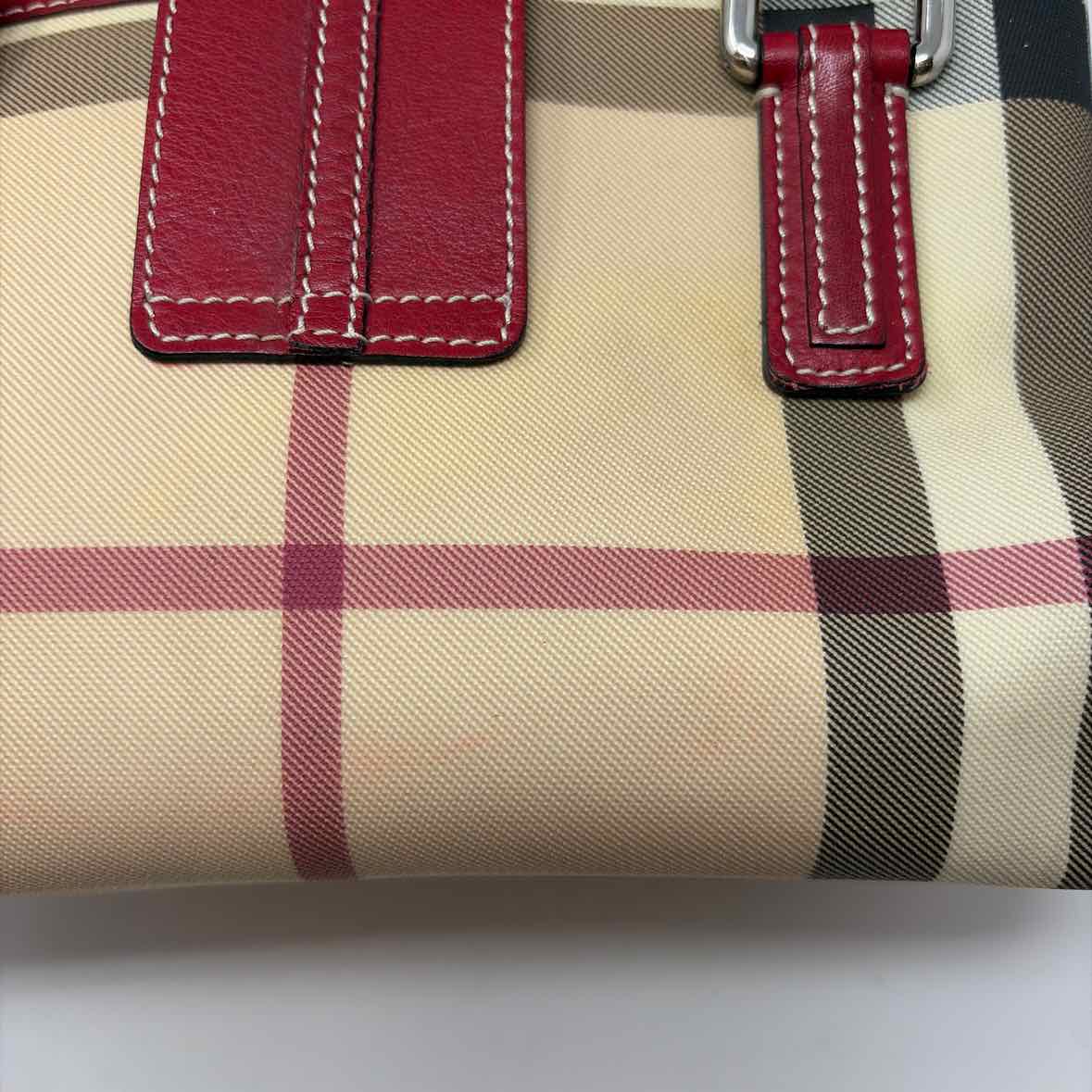 Pre-Owned Burberry Red Multi Coated Canvas Designer Handbag